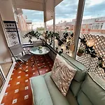 Vive La Esencia De Triana